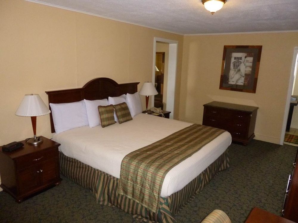Motel Extended