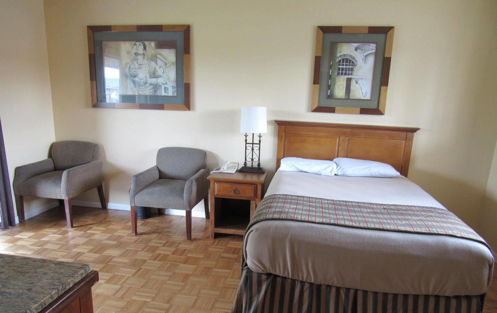 Extended Motel Alvin